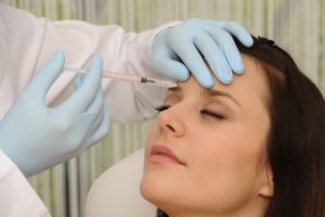 Botox® (Botulinum Toxin) - Behandlung in Wien | Ärztezentrum JUVENIS Botox® (Botulinum Toxin) - Behandlung in Wien | Ärztezentrum JUVENIS