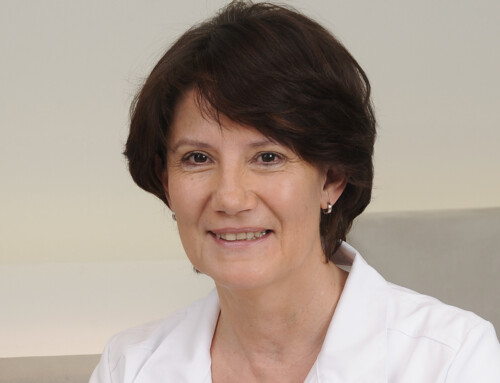 Wie kommt man durch die Weihnachtsfeiern, wenn man nicht gern unter Menschen ist? Dr. Jutta Leth informiert