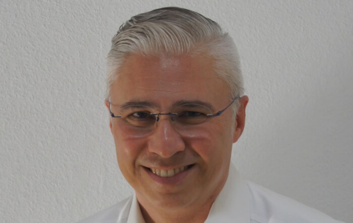 Dr. Alexander Hauswirth