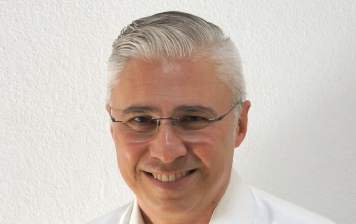 Dr. Alexander Hauswirth