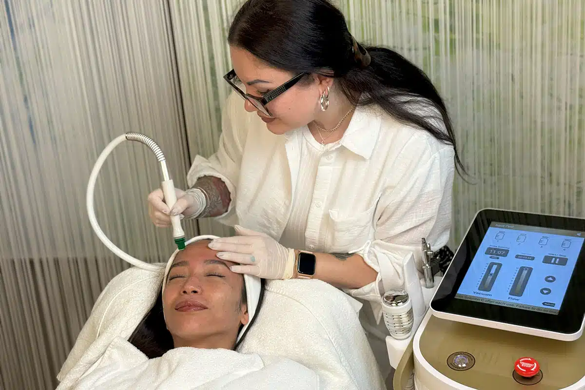 Diamond Sparkle Facial bei JUVENIS