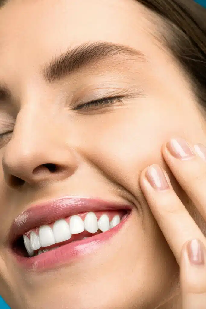 Frau mit schöner glatter Haut Skin Booster bei JUVENIS